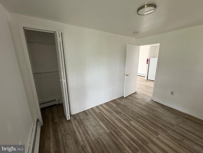 Photo - 120 E Main St Unidad B