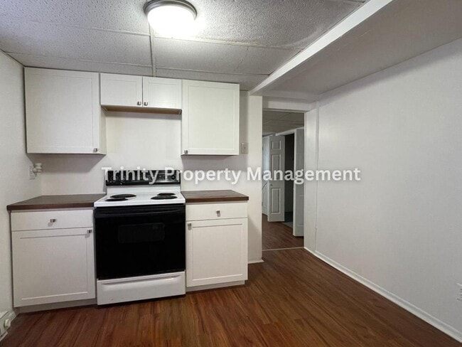 Photo - 116 1/2 Maryland Ave