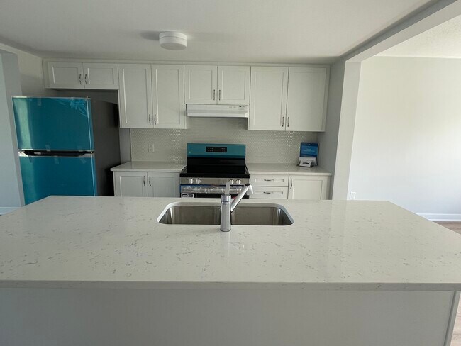 Photo - 2442 Watercolours Way