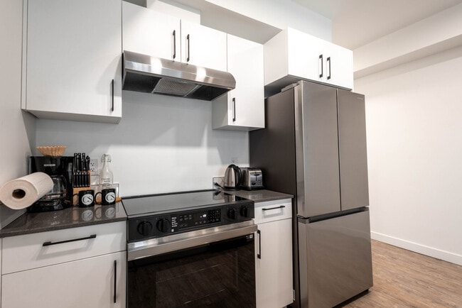 Photo - 1827 Albert St Unité SI ID1367404P