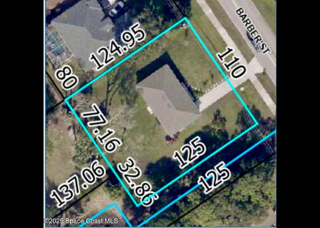 Photo - 1281 Barber St