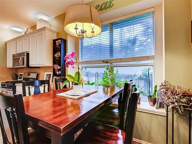 Photo - 2221 Speidel Dr