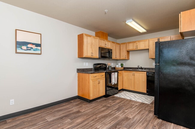 Vista al prado | Cocina y comedor - Meadow View Apartments