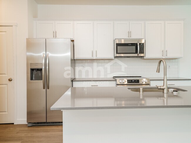 Photo - 8946 50th Ave SE