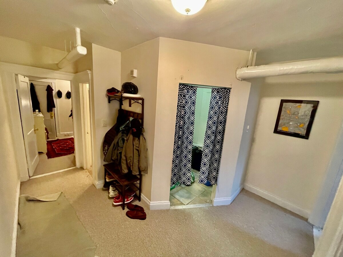 Photo - 548 Cambridge St Unidad 1