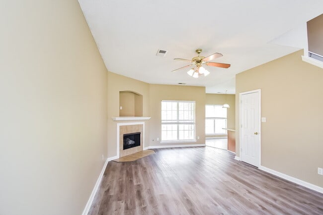 Photo - 4599 Tulip Bend Dr