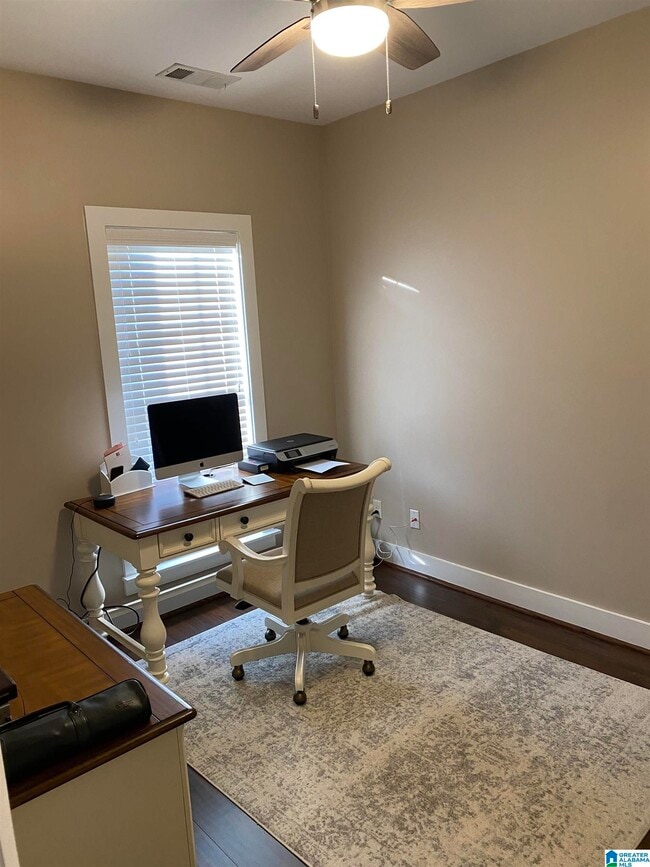 Photo - 203 Kingston Ct