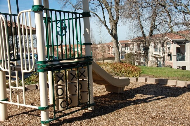 Photo - Nice Condo w/Garage in Roseville