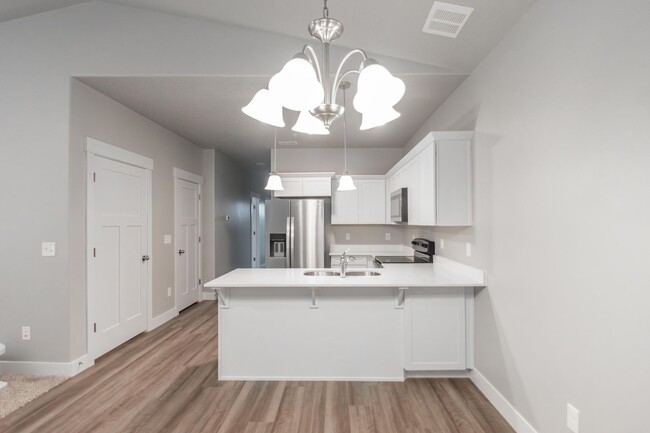 Photo - 3-Bed 2-Bath Condo In Lehi With Luxurious Amenities!