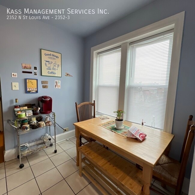 Photo - 2352 N St Louis Ave Unit 2352-3