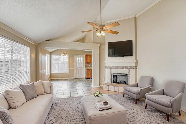 Photo - 18614 Seaton Dr
