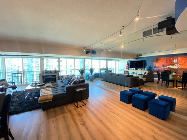 Photo - 13600 MARINA POINTE Dr Unidad 1512