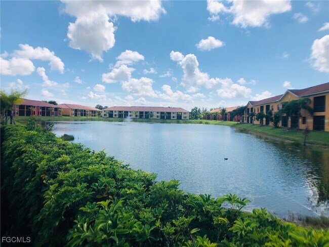 Building Photo - 13780 Julias Way Unit 1024