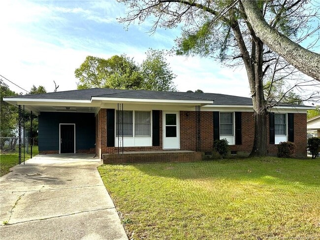 Building Photo - 5622 Carson Dr