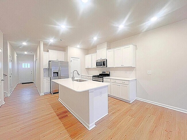 Photo - 5 Vine House Dr