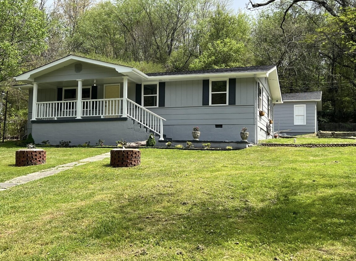 Photo - 132 Hogan Rd (Rossville, GA)