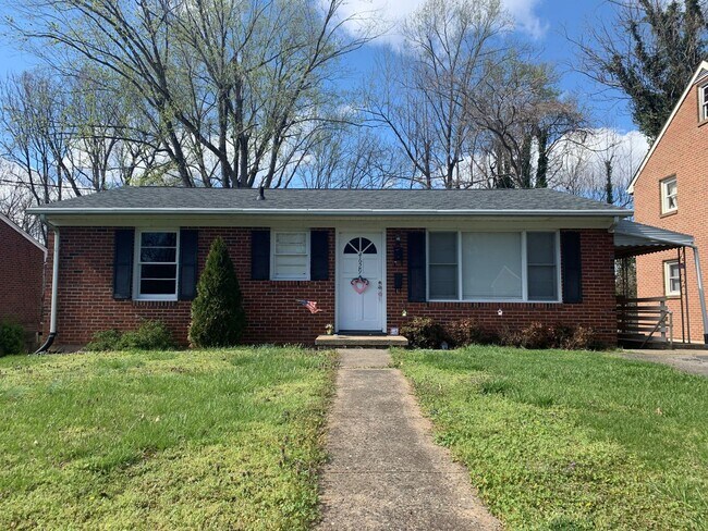 Photo - 4629 Ferncliff Dr Unit Apt B