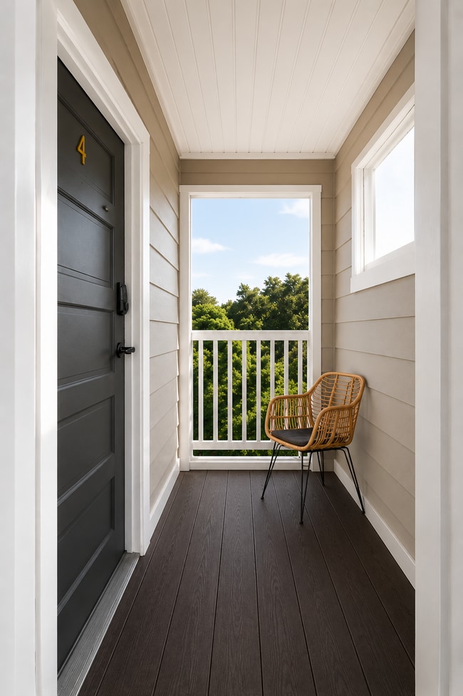 44 Barton Ave Unit 4