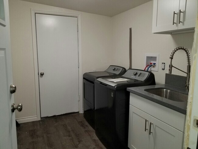 Photo - 2741 SE 141st Ave
