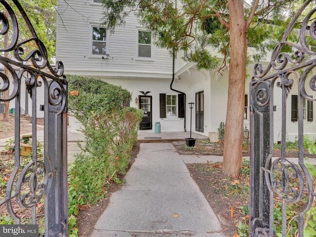 Photo - 1 Wyomissing Hills Blvd