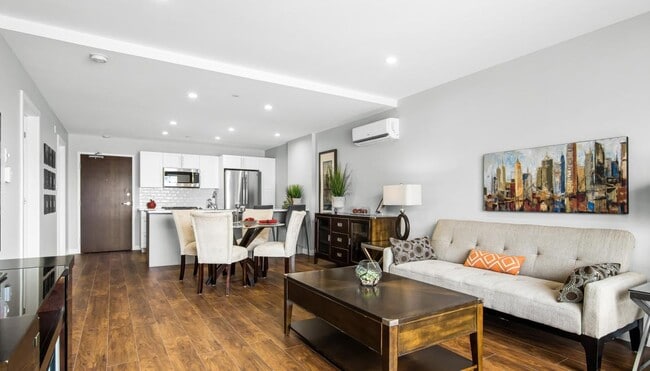 Building Photo - Emma Place