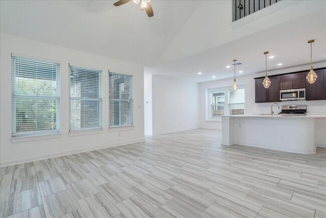 Photo - 8008 Prairie Rye Dr