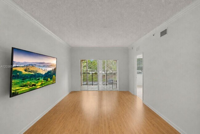 Photo - 5880 W Sample Rd Unidad 2 Bedroom Condo for Rent