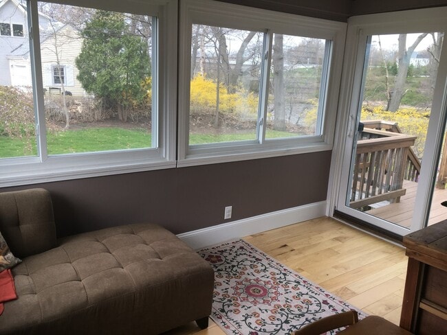 Photo - 22 Mendum Ave