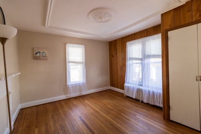 Photo - 16 Smith St Unit 2