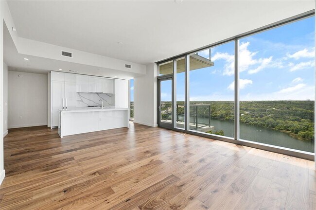 Building Photo - 44 East Ave Unit 1701
