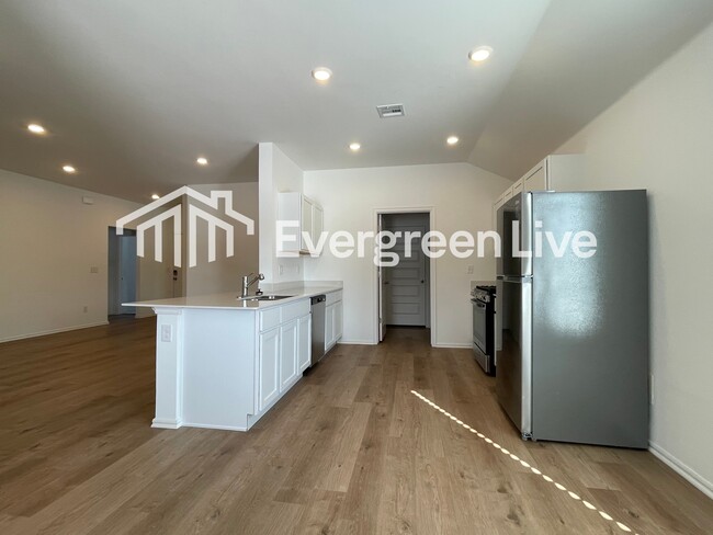 Photo - 10012 SW 38th St