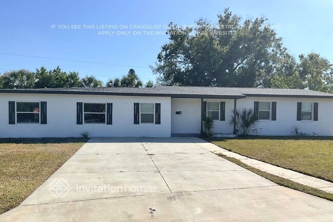 Photo - 4000 Marlin Dr SE