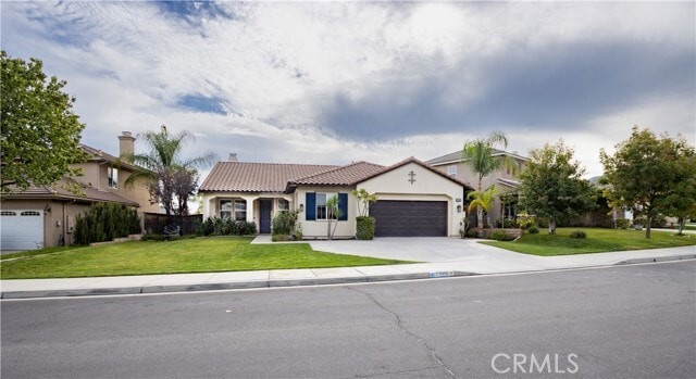 Building Photo - 23650 Aquacate Rd