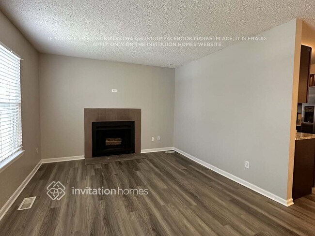 Photo - 17600 Ponderosa Ave