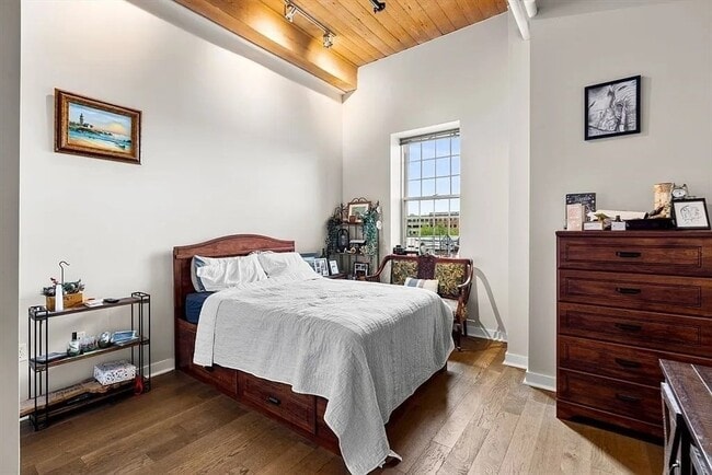 Photo - 130 John St Unit 459