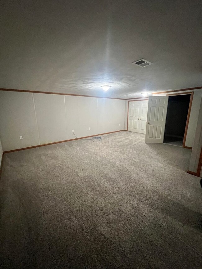 Photo - Basement apartment