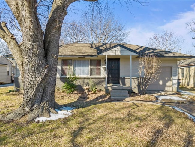 Photo - 4518 S Quaker Ave