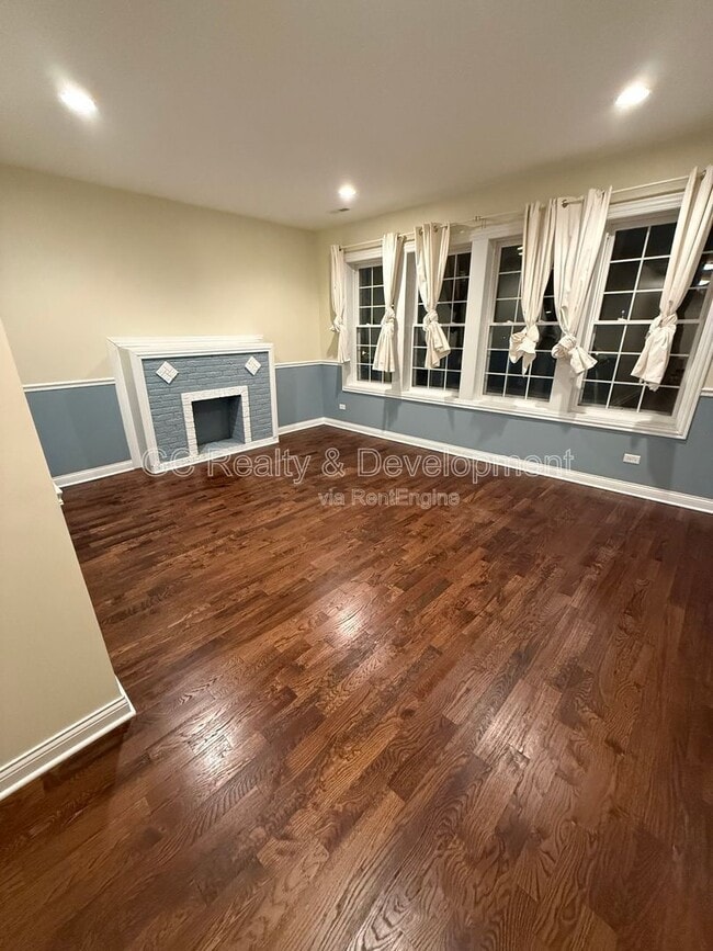 Photo - 1727 W Albion Ave Unit 2