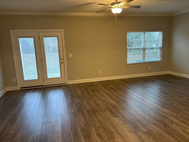 Photo - Beautiful & Spacious Townhome in the Center of Manchester!