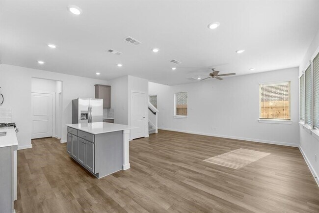 Photo - 17207 Walden Lk Ln