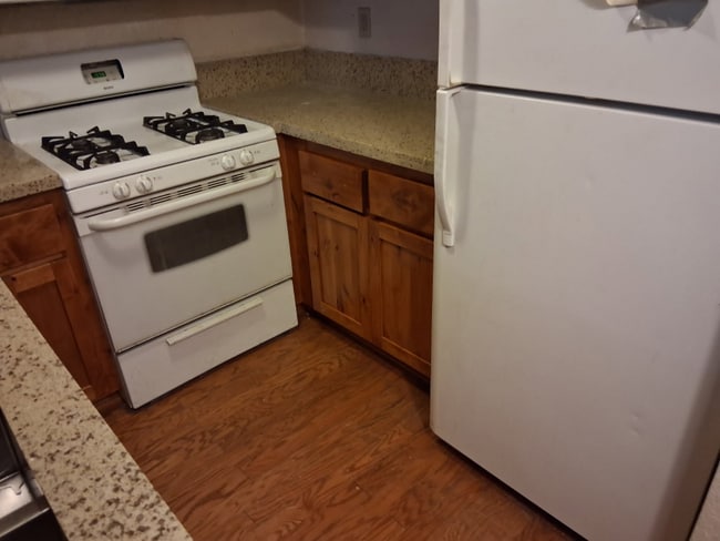 775 Summit Blvd Unit 4