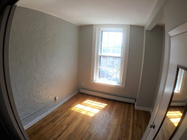 Photo - 25 Saint Stephen St Unit 5