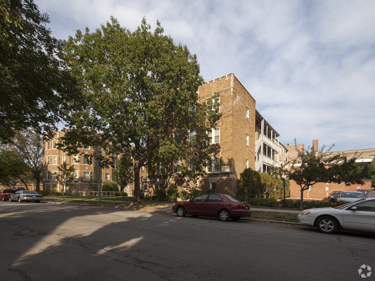 Photo - Maple 112-116 1/2