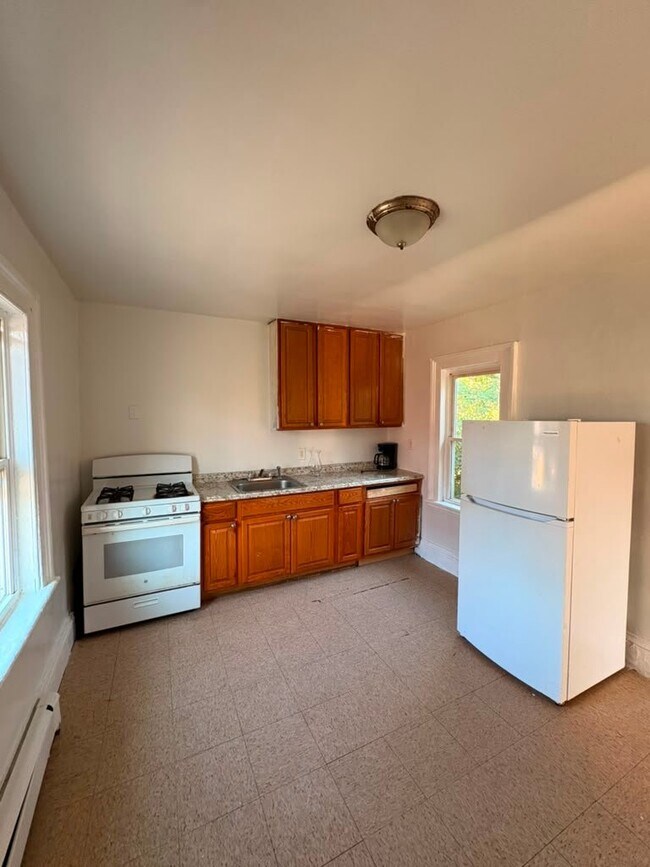 15 Clark St Unit 2