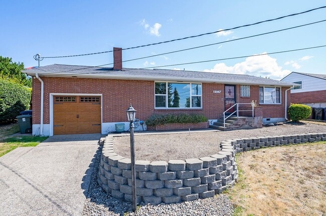 Photo - Desirable 3 Bed/2Bath Home in West End of ...