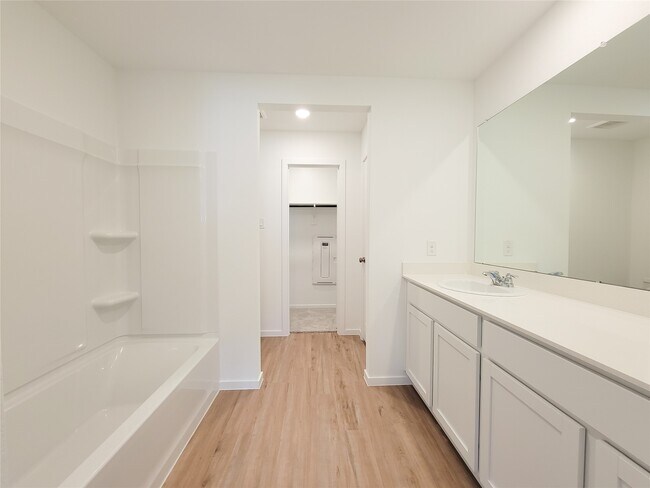 Photo - 3038 Pensacola Dr