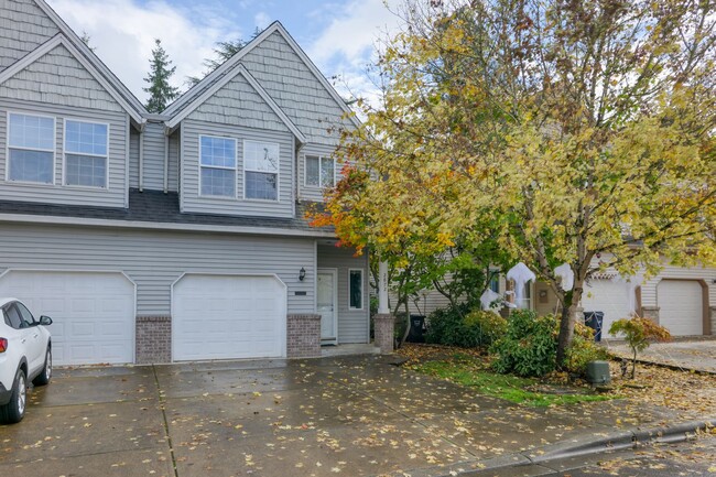 Building Photo - Fantastic Location - Beaverton 3 Bedroom, 2.5 Bath Townhome