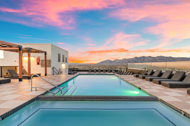 Resort-Style Rooftop Pool and Spa - The Pacific