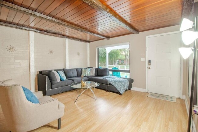 Photo - 1245 CATALPA Ln
