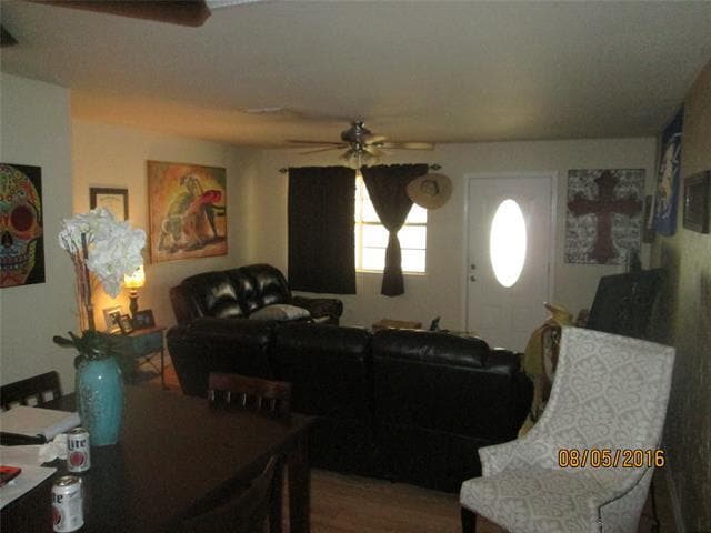 Photo - 1219 Vivienne St